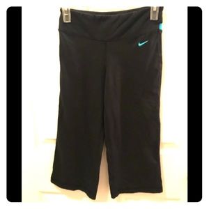 Nike Other - LAST CHANCE * Nike Dri-Fit cropped pants Nike Other - LAST CHANCE * Nike Dri-Fit cropped pants